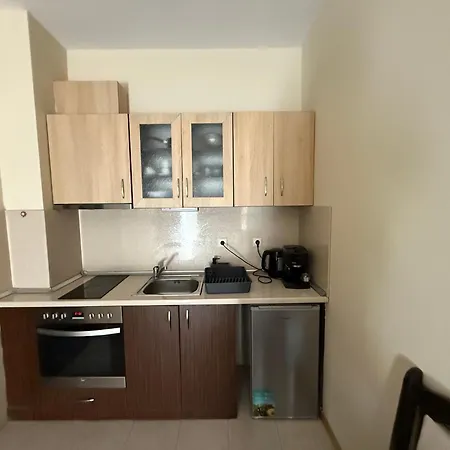 South Star Apartment *